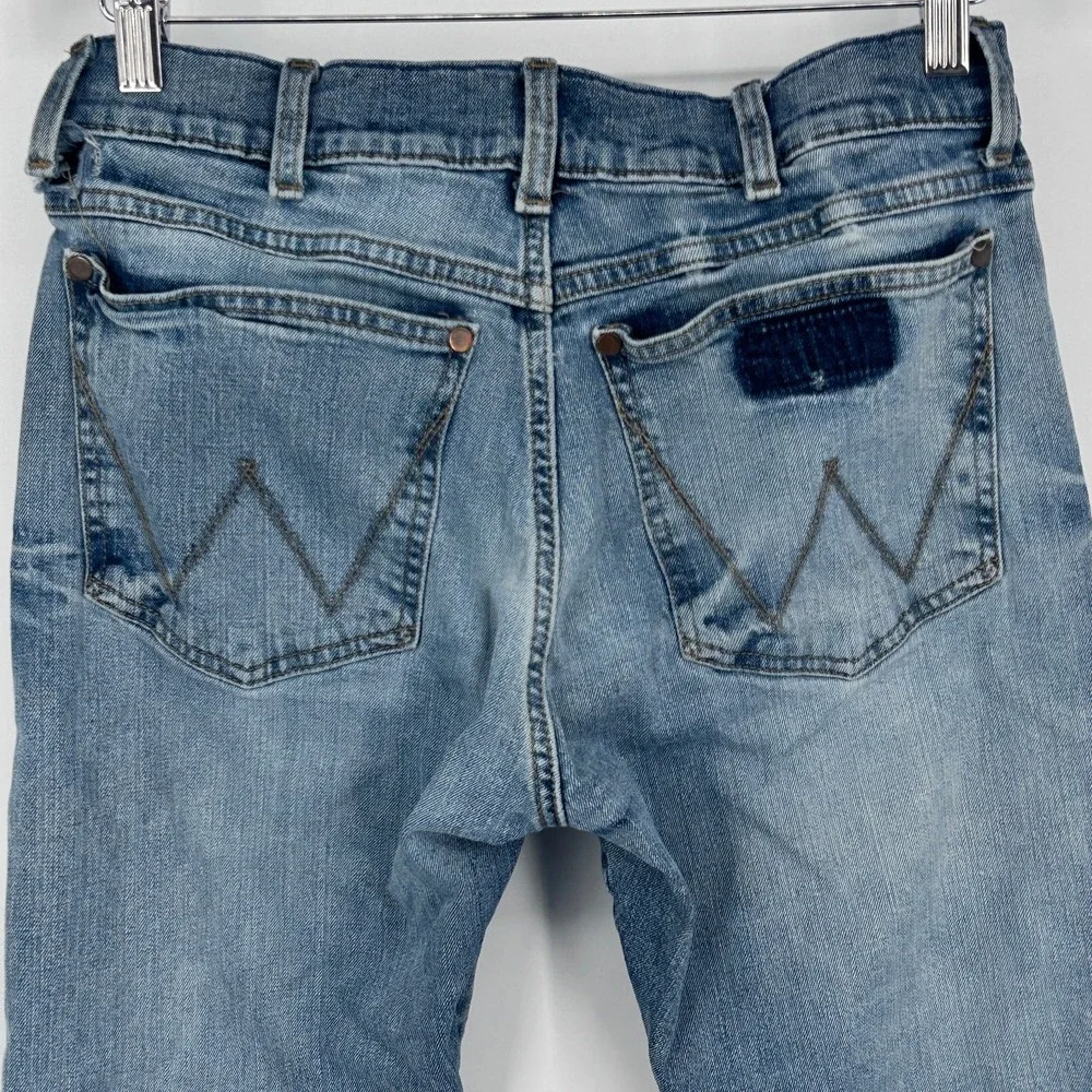 Wrangler Jeans Mens Size 29x32‎ Retro Slim Fit Bootcut Distressed Cowboy Western